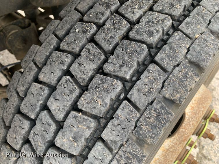 image for item DP8648 2017 Dodge Ram 5500HD  bucket truck