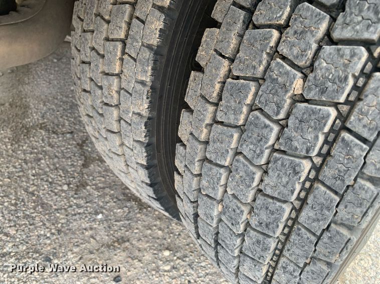 image for item DP8648 2017 Dodge Ram 5500HD  bucket truck