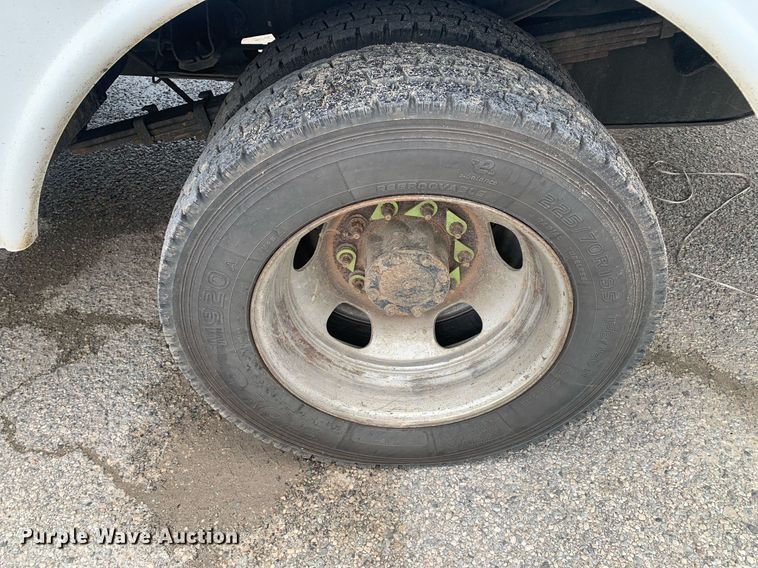 image for item DP8648 2017 Dodge Ram 5500HD  bucket truck