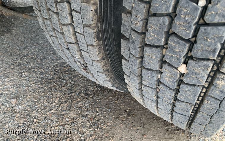 image for item DP8648 2017 Dodge Ram 5500HD  bucket truck