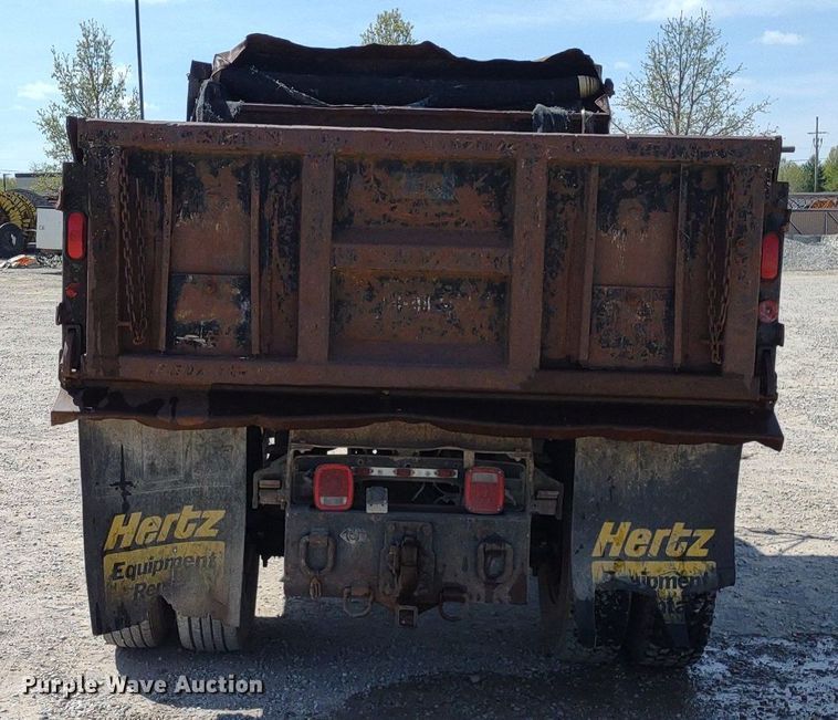 image for item DQ1699 1995 Ford F800  dump truck