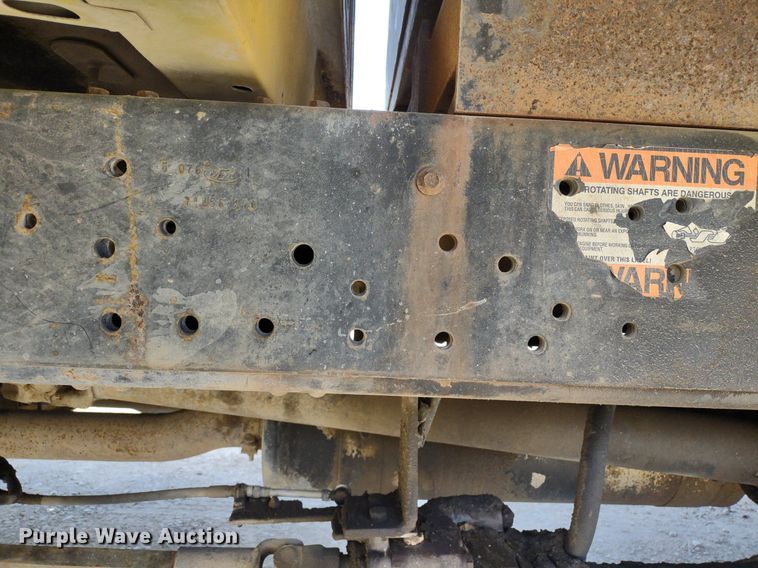 image for item DQ1699 1995 Ford F800  dump truck