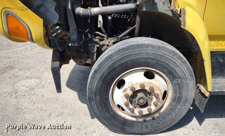 image for item DQ1699 1995 Ford F800  dump truck