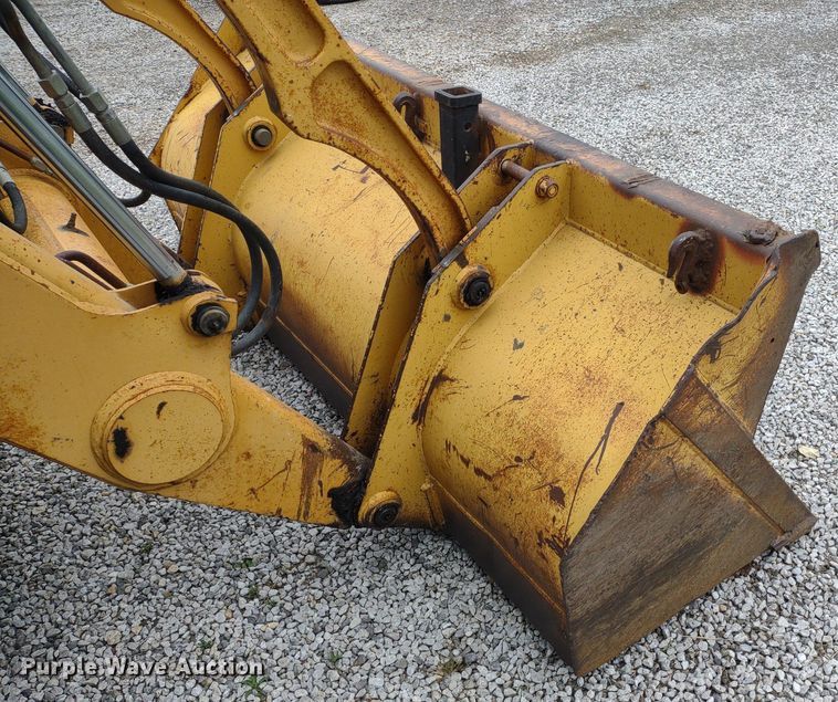 image for item DQ1720 1999 Case 580 Super L Series II  backhoe