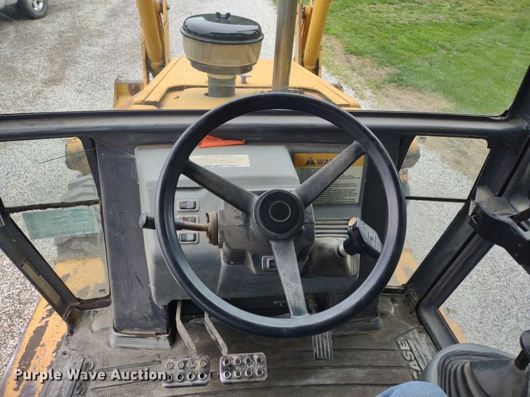 image for item DQ1720 1999 Case 580 Super L Series II  backhoe