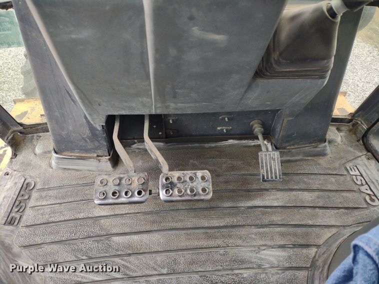 image for item DQ1720 1999 Case 580 Super L Series II  backhoe