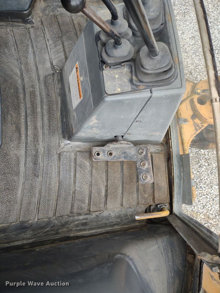 image for item DQ1720 1999 Case 580 Super L Series II  backhoe