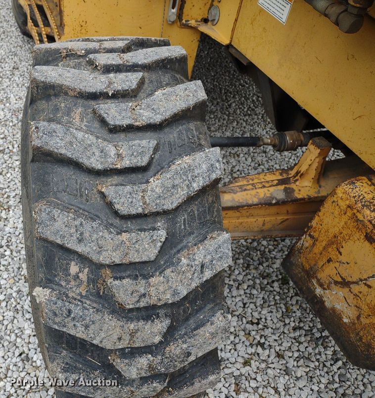 image for item DQ1720 1999 Case 580 Super L Series II  backhoe