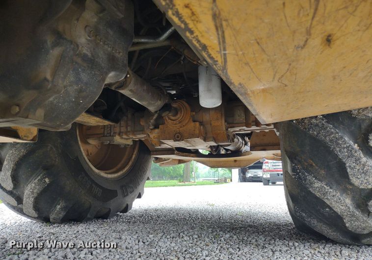 image for item DQ1720 1999 Case 580 Super L Series II  backhoe