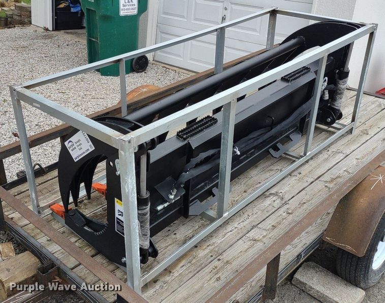 image for item DQ1721 Great Bear  skid steer grapple bucket