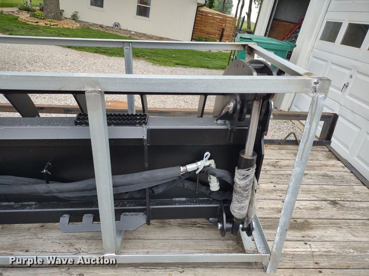 image for item DQ1721 Great Bear  skid steer grapple bucket