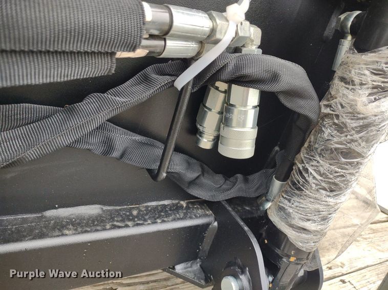 image for item DQ1721 Great Bear  skid steer grapple bucket