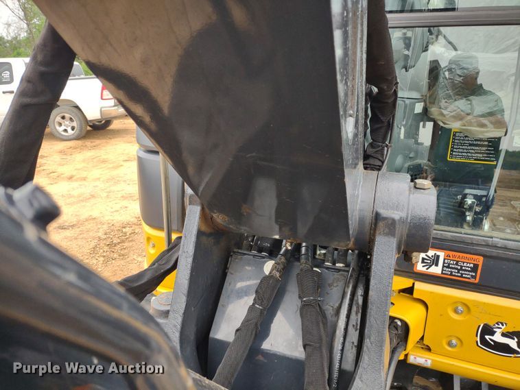 image for item DQ1723 2020 John Deere 60G  mini excavator