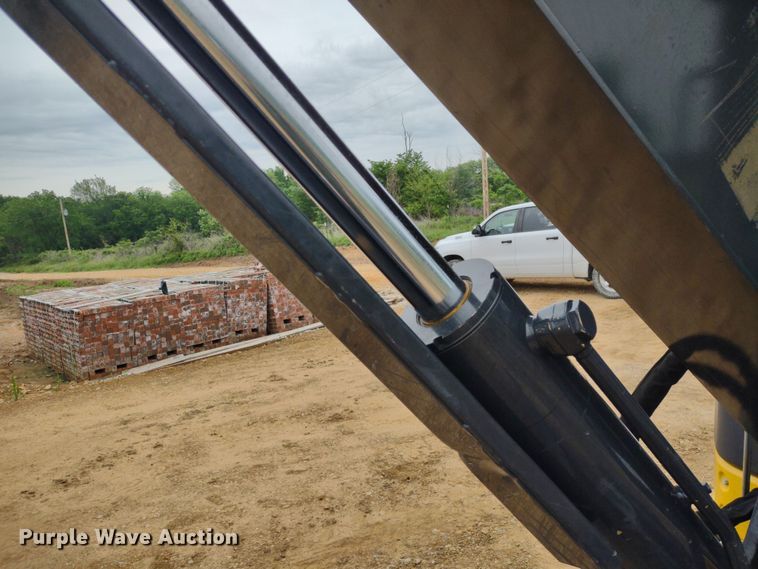 image for item DQ1723 2020 John Deere 60G  mini excavator