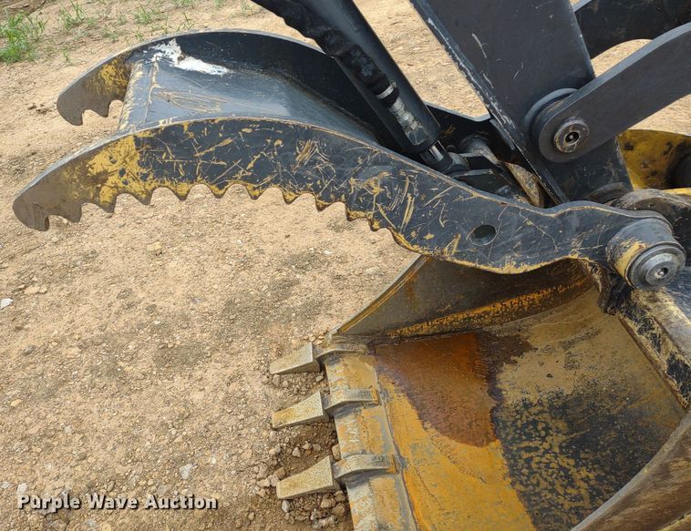 image for item DQ1723 2020 John Deere 60G  mini excavator