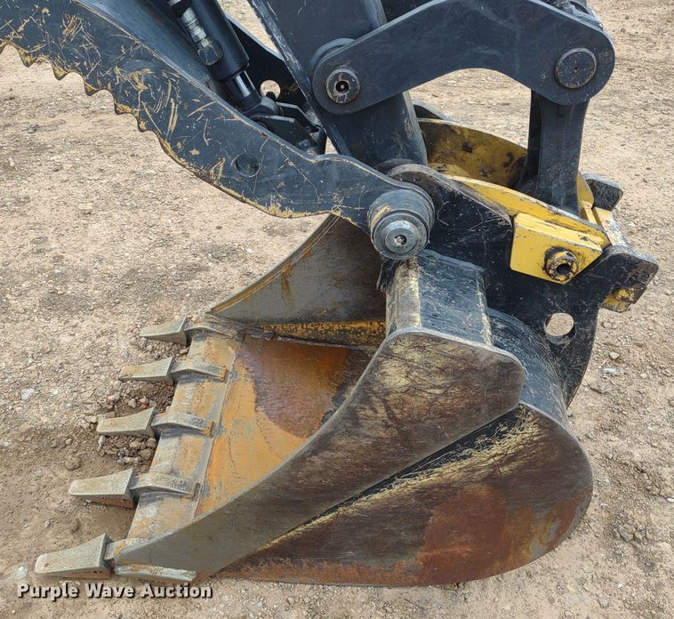 image for item DQ1723 2020 John Deere 60G  mini excavator