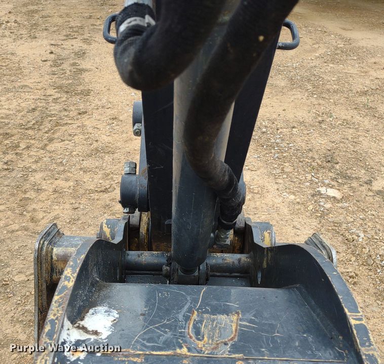 image for item DQ1723 2020 John Deere 60G  mini excavator