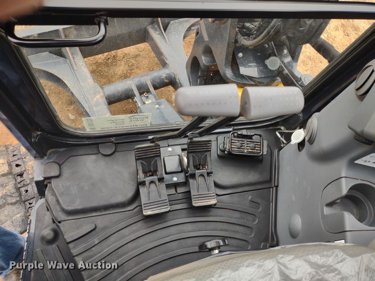 image for item DQ1723 2020 John Deere 60G  mini excavator