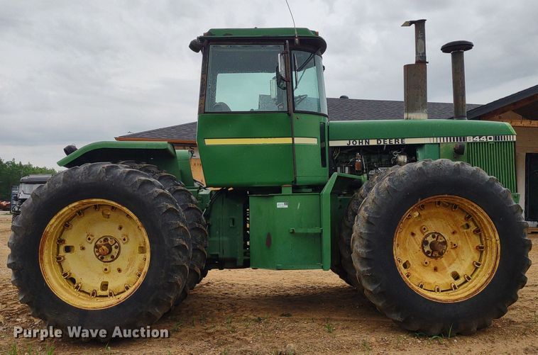 image for item DQ1724 John Deere 8440H  4WD tractor