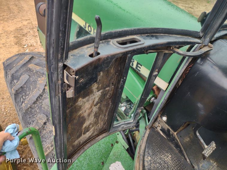 image for item DQ1724 John Deere 8440H  4WD tractor