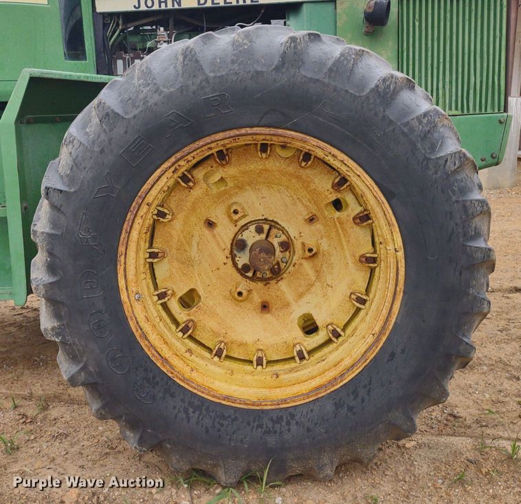 image for item DQ1724 John Deere 8440H  4WD tractor
