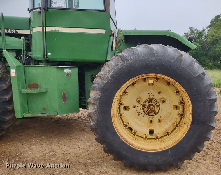 image for item DQ1724 John Deere 8440H  4WD tractor