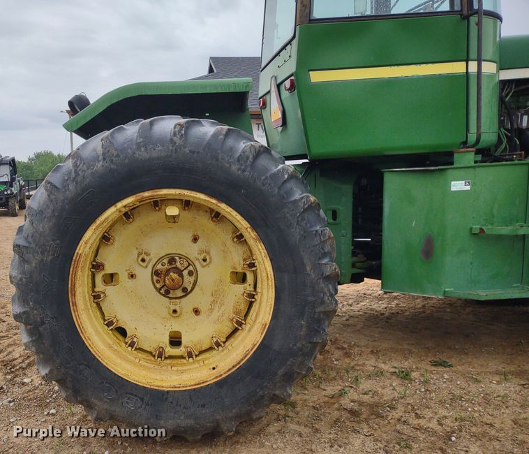 image for item DQ1724 John Deere 8440H  4WD tractor