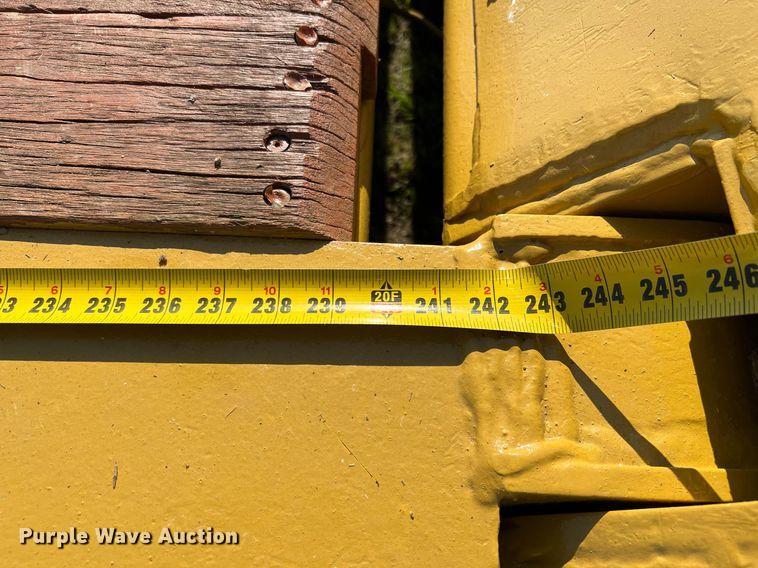 image for item DQ2047 1989 Load King 504 DF  lowboy equipment trailer