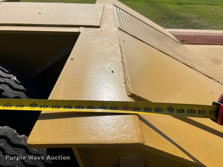 image for item DQ2047 1989 Load King 504 DF  lowboy equipment trailer