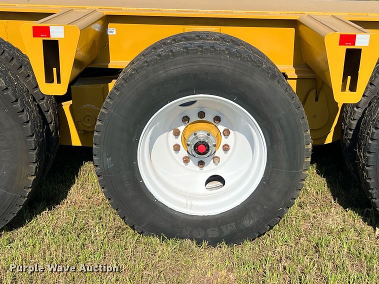 image for item DQ2047 1989 Load King 504 DF  lowboy equipment trailer