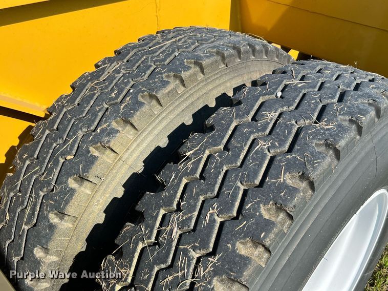 image for item DQ2047 1989 Load King 504 DF  lowboy equipment trailer