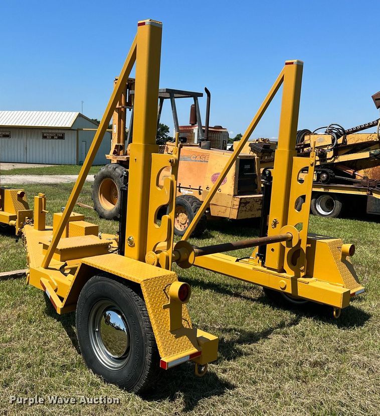 image for item DQ2052 1999 Truelock T150  reel trailer