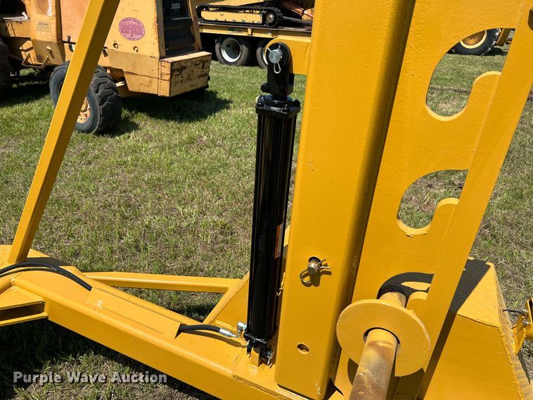 image for item DQ2052 1999 Truelock T150  reel trailer