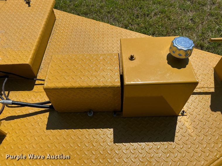 image for item DQ2052 1999 Truelock T150  reel trailer