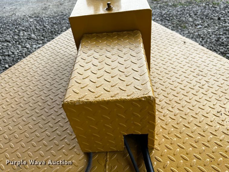 image for item DQ2052 1999 Truelock T150  reel trailer