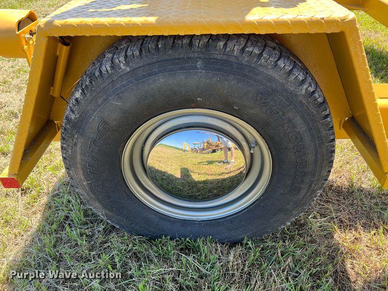 image for item DQ2052 1999 Truelock T150  reel trailer