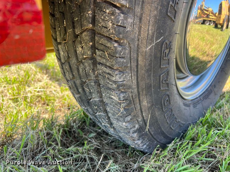 image for item DQ2052 1999 Truelock T150  reel trailer