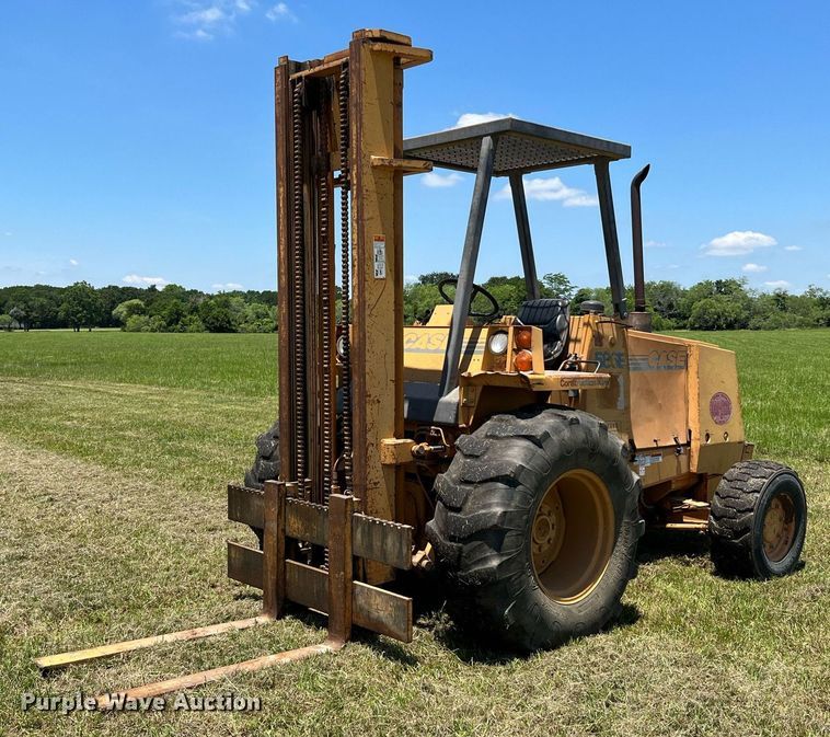 image for item DQ2053 Case 586E  forklift