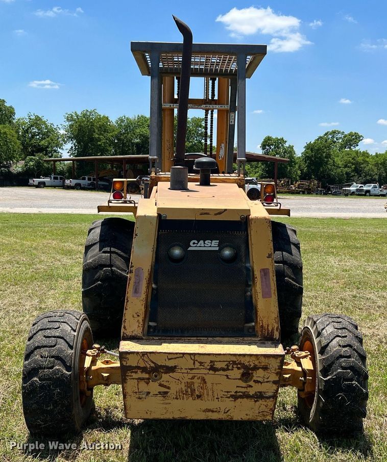 image for item DQ2053 Case 586E  forklift