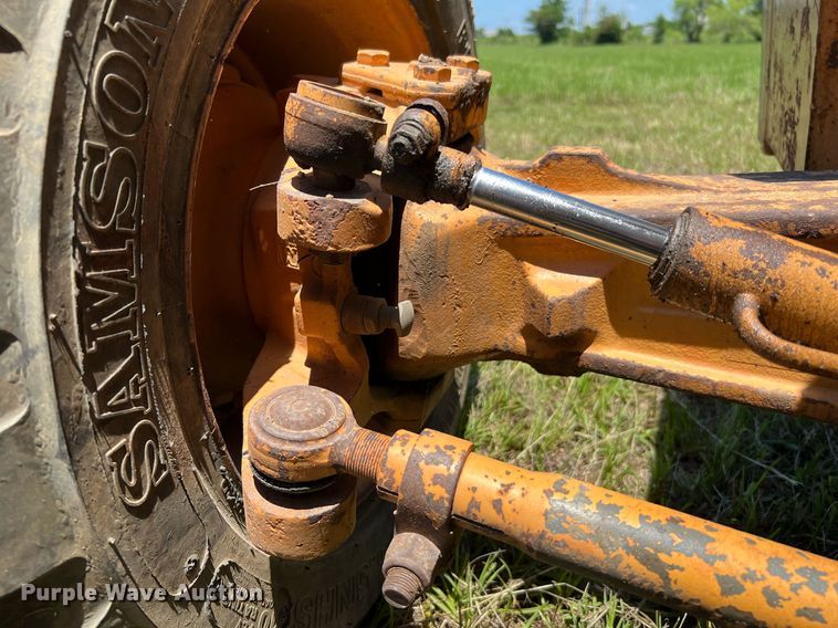 image for item DQ2053 Case 586E  forklift