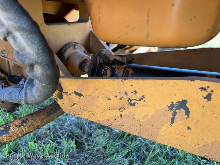 image for item DQ2053 Case 586E  forklift