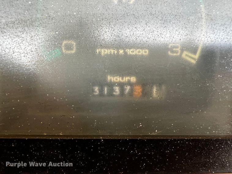 image for item DQ2053 Case 586E  forklift