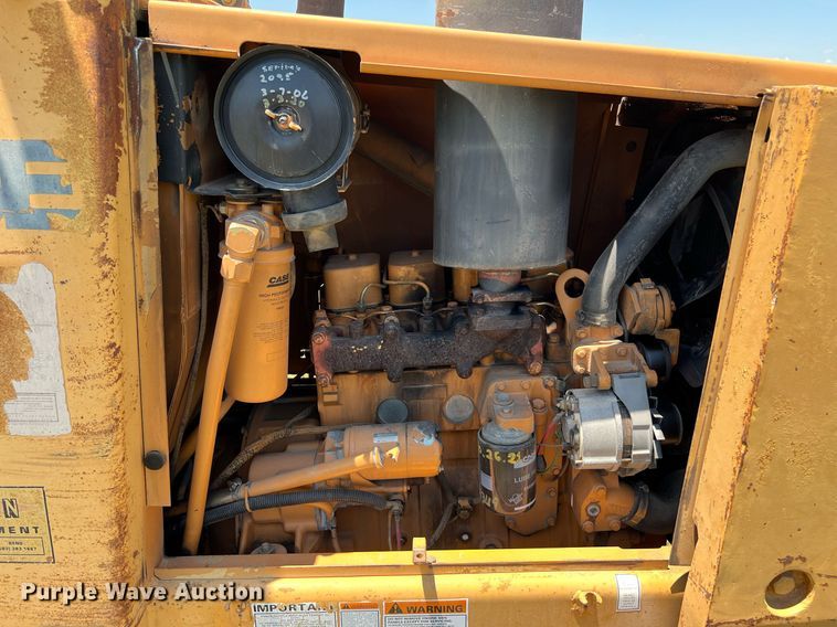 image for item DQ2053 Case 586E  forklift