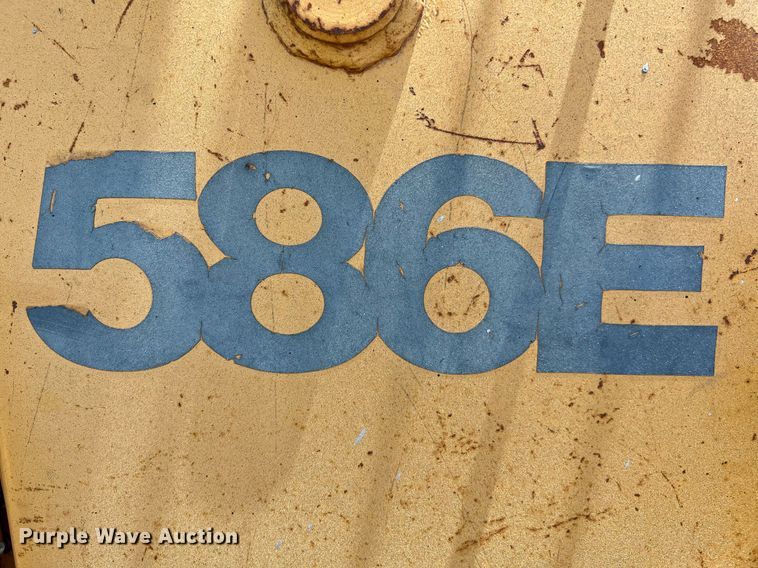 image for item DQ2053 Case 586E  forklift