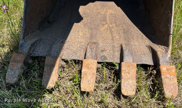 image for item DQ2055 2004 John Deere 310SG  backhoe