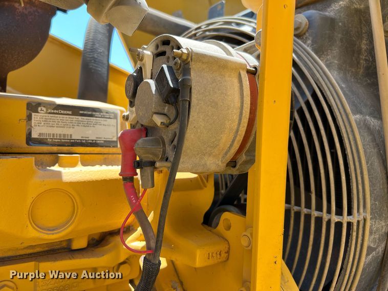 image for item DQ2055 2004 John Deere 310SG  backhoe