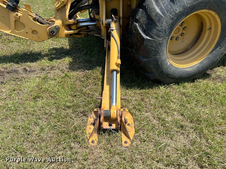 image for item DQ2056 1999 John Deere 310SE  backhoe