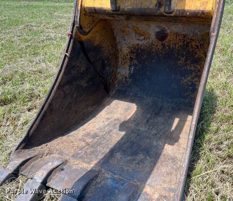 image for item DQ2056 1999 John Deere 310SE  backhoe