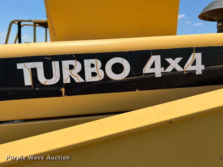 image for item DQ2056 1999 John Deere 310SE  backhoe