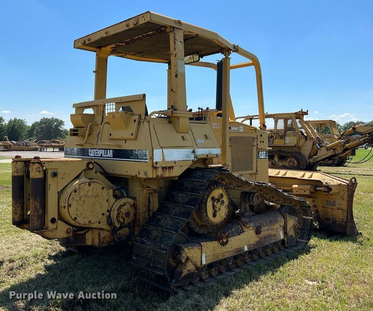 image for item DQ2057 1996 Caterpillar D4H XL Series III  dozer
